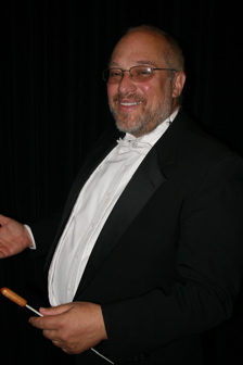Josh Cohen, Conductor.<br>Photo by Lynn Hollfelder.